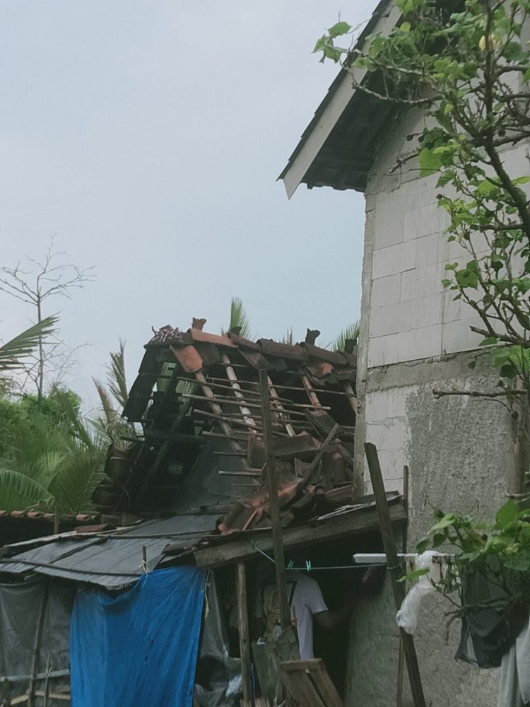 Diterjang Puting Beliung, Puluhan Rumah di Demak Rusak