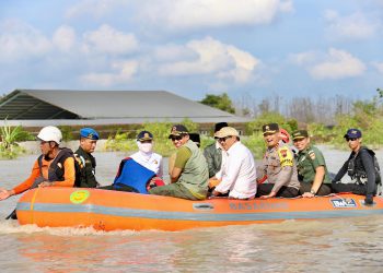 Banjir Demak, Kepala BNPB Lakukan Pengecekan Tanggul Sungai Wulan Yang Jebol