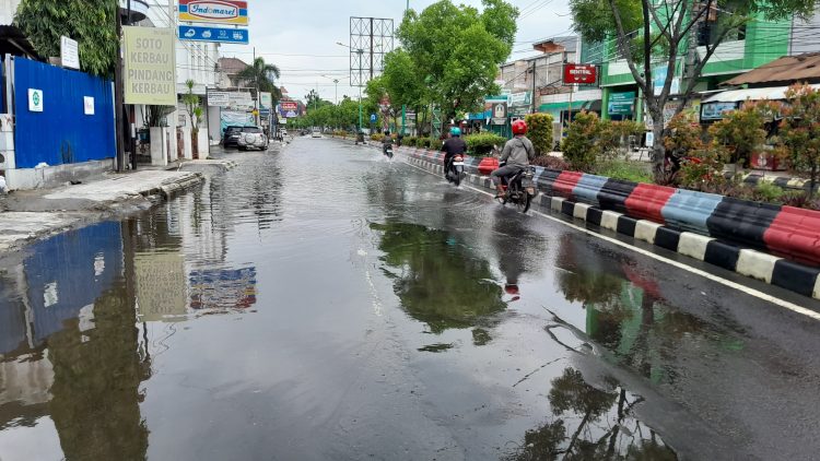Banjir di Demak Kota Mulai Surut