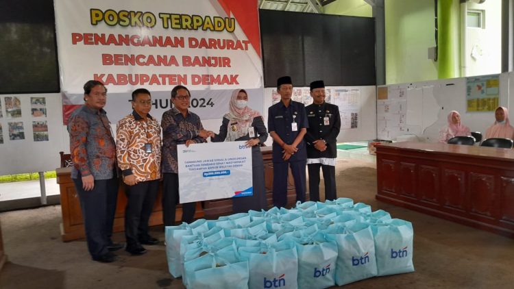 Hari Jadi ke- 521, Pemkab Demak Gelar Upacara Pakai Baju Adat