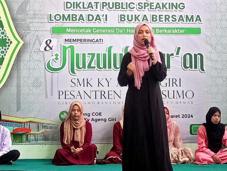 Tingkatkan kompetensi Generasi Muda, SMK Ky Ageng Giri Gelar Publik Speaking