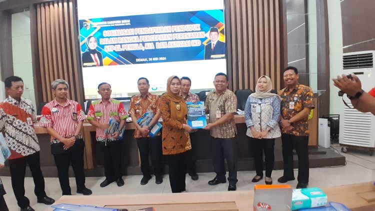 Sosialisasi Pendaftaran Penduduk, Bupati Demak: Jangan Sampai Ada Keluhan Terkait Proses Pengurusan