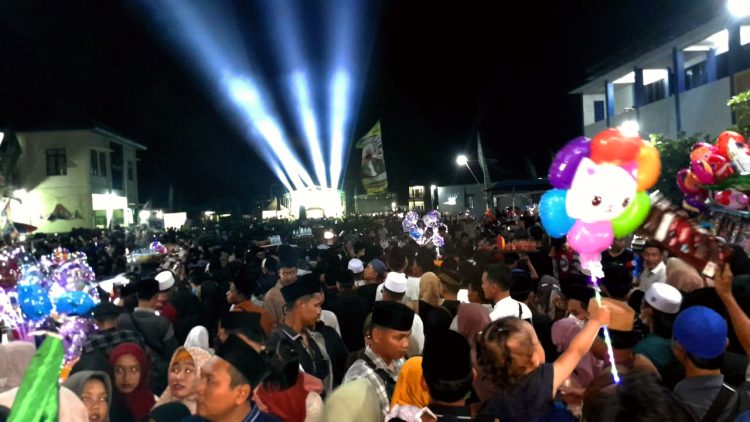 Purwosari Bersholawat, Ribuan Warga Padati Lapangan Kecamatan Lama Sayung