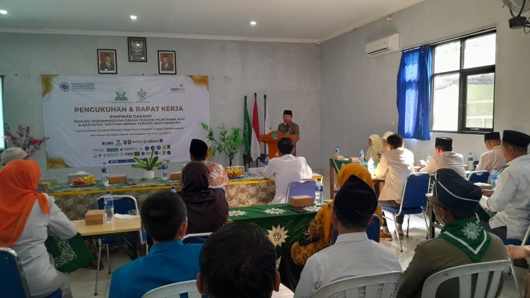 Asisten 1 Hadiri Pengukuhan dan Rapat Kerja Pimpinan Daerah Pemuda Muhammadiyah Demak