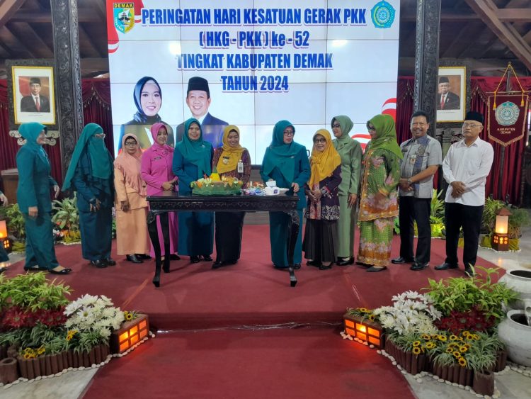 Peringati HKG-PKK, Bupati Demak: Anggota Harus Bisa Menjadi Pelopor Wanita