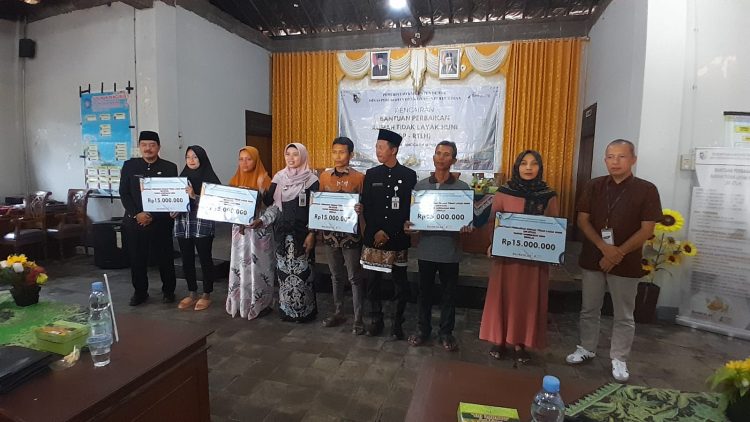 Bupati Demak Salurkan Bantuan RTLH di Delapan Kecamatan