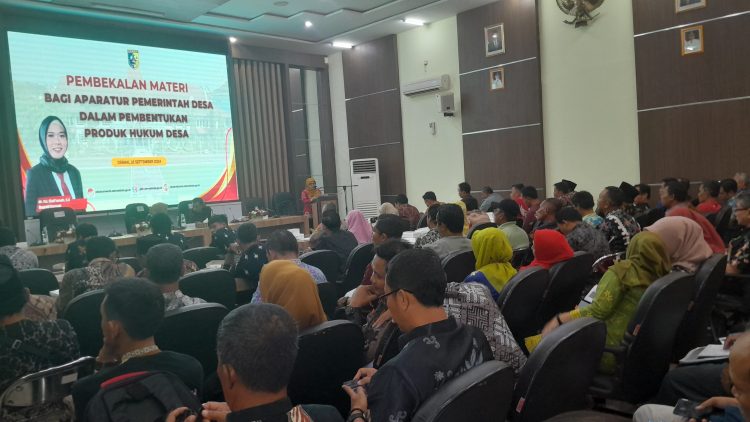 Demi Kepastian Hukum, Pemkab Demak Bekali Materi Bagi Aparatur Pemerintah Desa