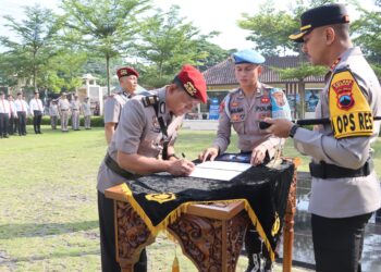 Kapolres Pimpin Sertijab Wakapolres dan Kasat Reskrim Polres Demak