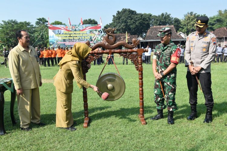 TMMD, Bupati Demak: Bukan Hanya Soal Pembangunan Fisik,Tetapi Juga Pembangunan Yang Menyentuh Kehidupan Sosial Kemasyarakatan