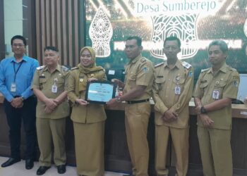 14 Desa di Demak Yang Berprestasi Dalam Pengelolaan Keuangan Tahun 2025 Dapat Penghargaan Berupa Insentif Rp 150 Juta