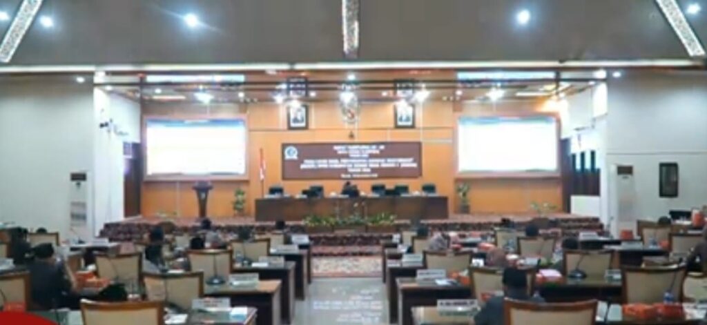 <p> <img src="matapadma.jpg" alt=""> <strong>Matapadma:</strong> ... </p>