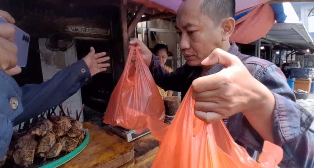 <p> <img src="matapadma.jpg" alt=""> <strong>Matapadma:</strong> ... </p>