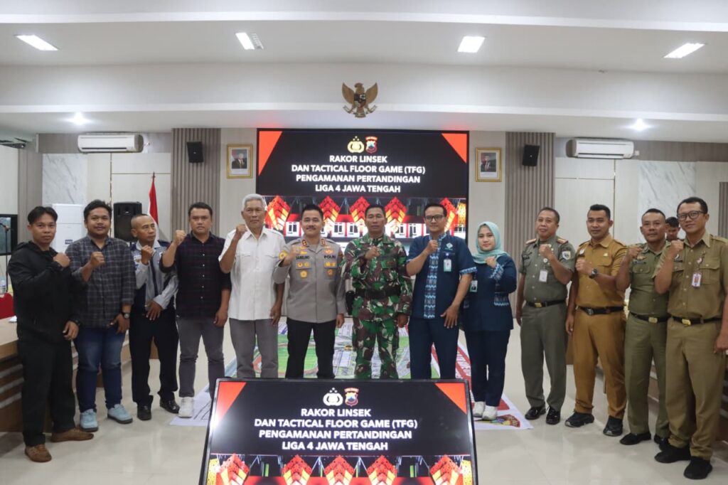 <p>
  <img src="matapadma.jpg" alt="">
  <strong>Matapadma:</strong> ...
</p>