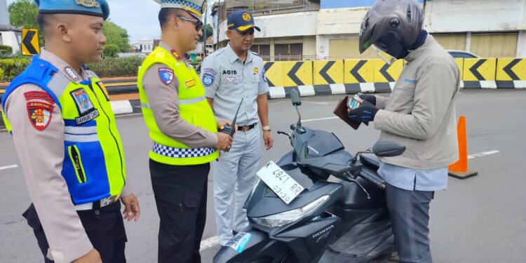 Operasi Keselamatan Candi 2026, Satlantas Polres Demak Tindak 44 Pelanggar di Alun-alun