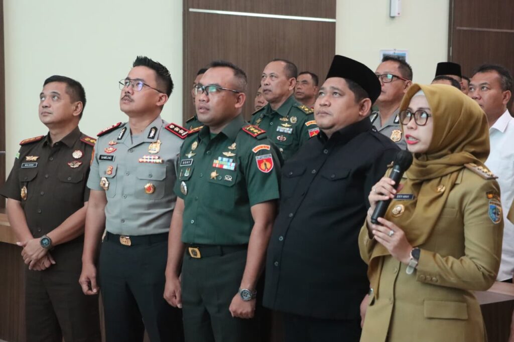 <p> <img src="matapadma.jpg" alt=""> <strong>Matapadma:</strong> ... </p>