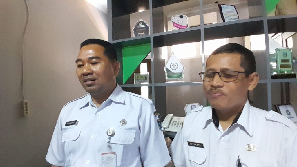 <p> <img src="matapadma.jpg" alt=""> <strong>Matapadma:</strong> ... </p>