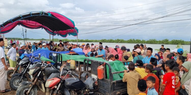 AMPERA Bonang Berjuang dan Berbagi untuk Masyarakat Pesisir