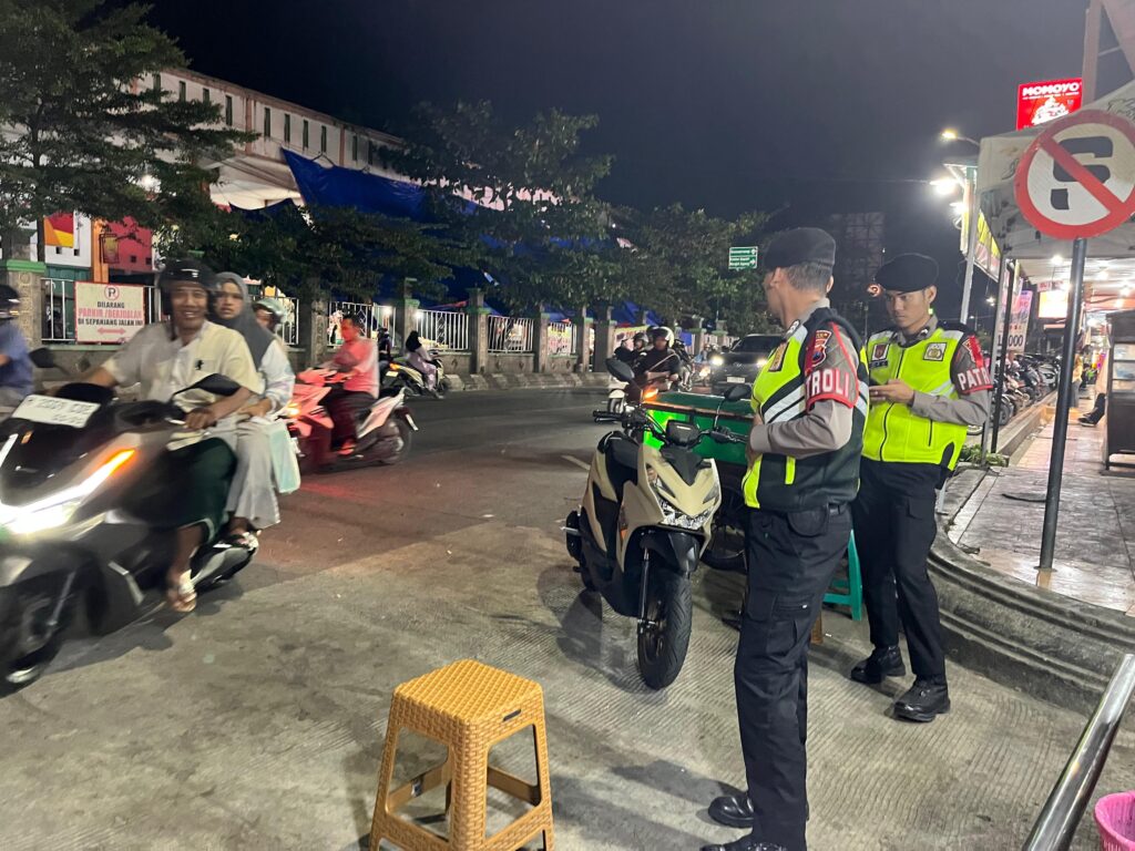 <p> <img src="matapadma.jpg" alt=""> <strong>Matapadma:</strong> ... </p>