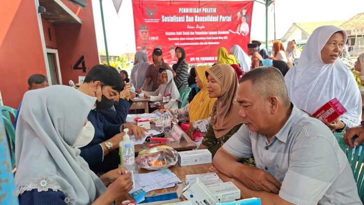 PDIP Demak Gelar Pendidikan Politik dan Bhakti Sosial, Hadirkan Dapur Marhaen serta Layanan Kesehatan Gratis
