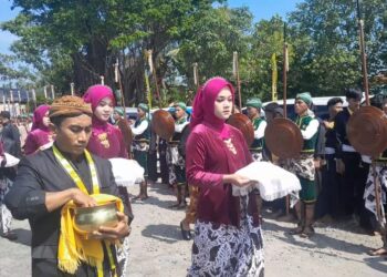 Kirab Prajurit Patangpuluhan Meriahkan Tradisi Grebeg Besar Demak