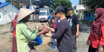 DPC PDIP Demak Sembelih Empat Hewan Kurban, Bagikan Hingga 500 Paket Daging untuk Warga