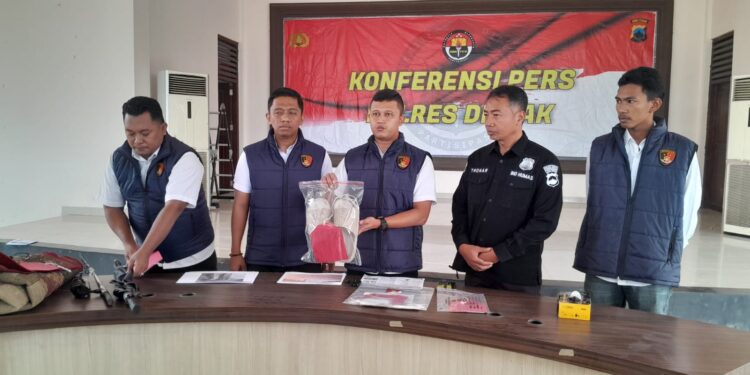Polisi Tangkap Pelaku Pembakaran Dua Rumah di Karangawen, Motif Dendam Pribadi