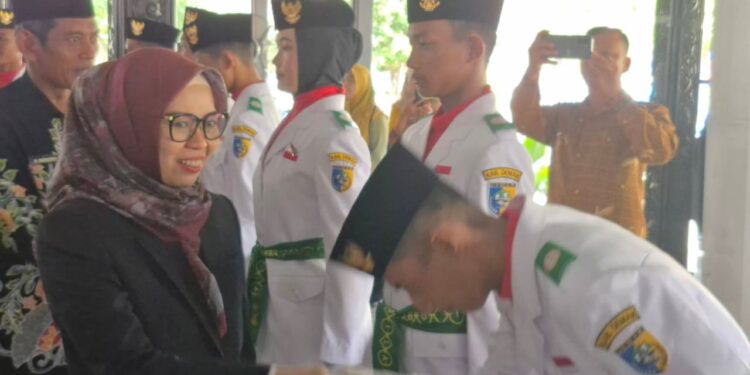 Dikukuhkan Bupati, Paskibraka Demak Didorong Raih Cita-Cita dan Harumkan Nama Daerah