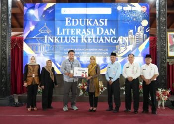 Era Digital Mudahkan Akses Keuangan, Bupati Demak: Jangan Asal Klik Iklan