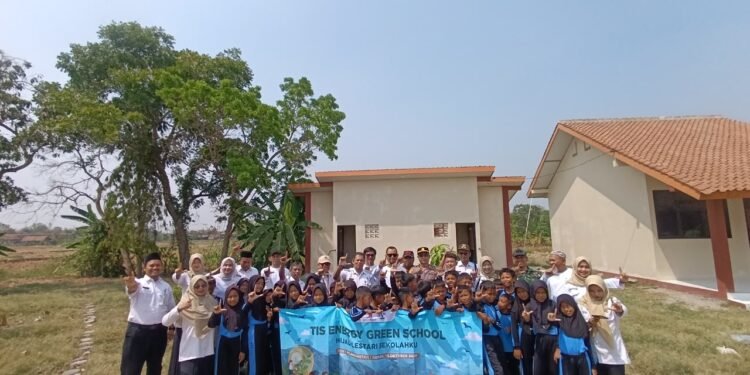 Jelang Bor Sumur RBG-7 di Pilangwetan, TIS Energy Gelar Program Lingkungan di Sekolah Dasar